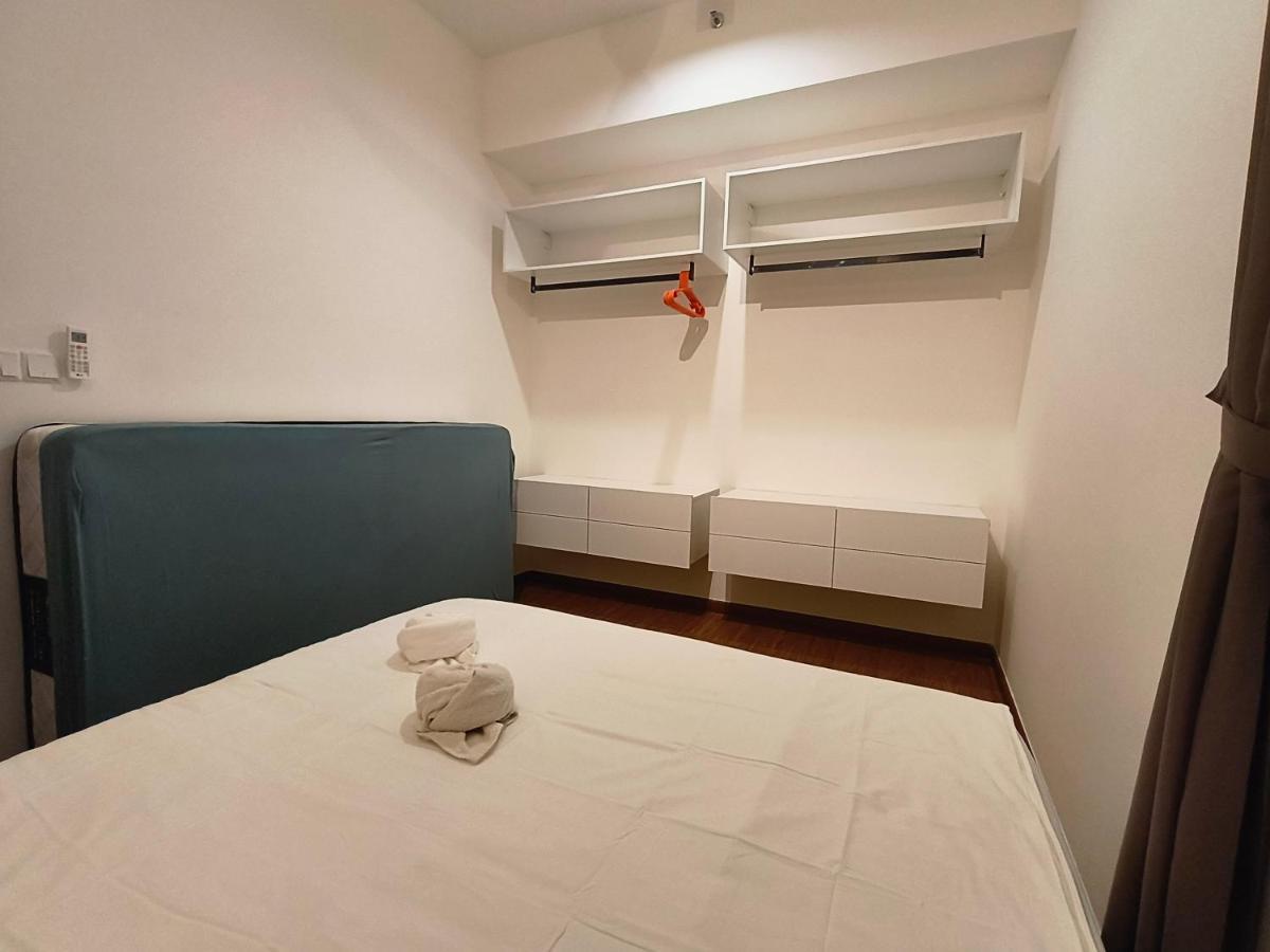 Pangsapuri New Modern View 2br For 10pax 无敌美景两房民宿 Beacon Executive Georgetown